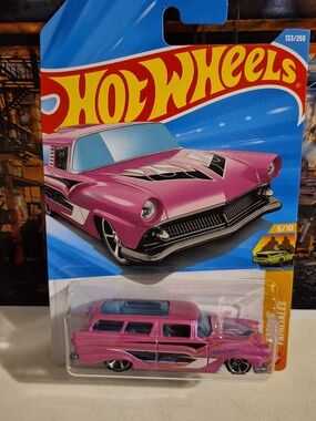 D4 Hot Wheels 8 Crate with shipping protector